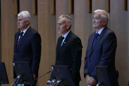 Zakazan nastavak sjednice Doma naroda, na vrhu dnevnog reda ponovo HDZ-ovi zakoni