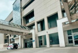 Sastanak Strukovnog sindikata medicinskih sestara i tehničara KS i generalnog direktora KCUS-a