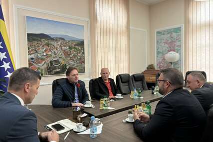 Hrnjić u Gračanici i Doboj Istoku: Snažna podrška poljoprivredi