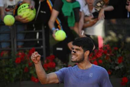 Alcaraz pobijedio Musettija za finale mastersa u Rimu