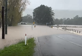 Velike poplave u Australiji: Ljude spašavali helikopterima (VIDEO)