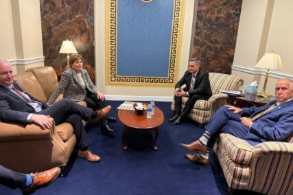Bećirović sa senatorima Jeanne Shaheen, Chrisom Van Hollenom i Thomom Tillisom