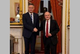Susret Bećirovića i Rischa u Washingtonu: "Rukovodstvo RS otvoreno je napalo na esencijalne dijelove Dejtonskog mirovnog sporazuma"