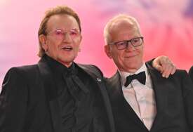 Na Filmskom festivalu u Cannesu prikazan dokumentarac "Bono: Priče o predaji"