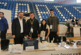 Cazin ugostio srednje tehničke i stručne škole BiH na Festivalu rada