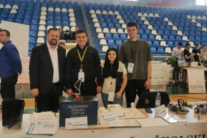 Cazin ugostio srednje tehničke i stručne škole BiH na Festivalu rada