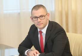 Tomaš razriješen, traži se novi član UO UIO BiH