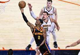 Denver slavio protiv Oklahome, Jokić promašio sve šuteve za tri poena (VIDEO)