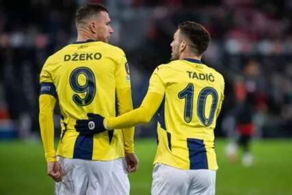 VIDEO Džeko i Tadić se oprostili od Fenerbahčea: Poslušajte šta su rekli, a šta im je kazao Murinho