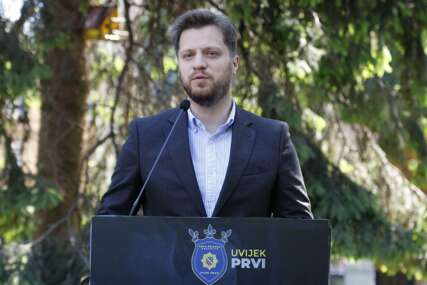 Zašto je Inspektorat RS poništio diplomu Irfana Čengića i ko je tražio provjeru "nepravilnosti"