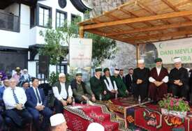 Hiljade vjernika na Danima mevluda i zikre - najstarije tradicije bh. muslimana
