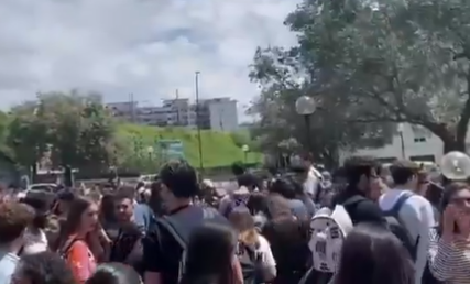 (VIDEO) Zemljotres u Napulju: Budi se supervulkan, ljudi u panici na ulicama, evakuisane škole