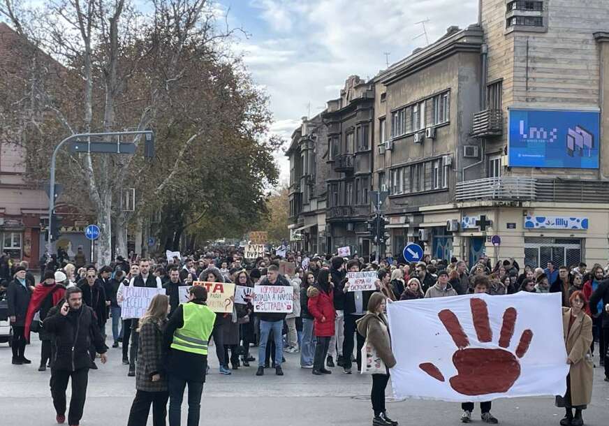 FOTO:  POKRET SLOBODNIH GRAĐANA NOVI SAD 