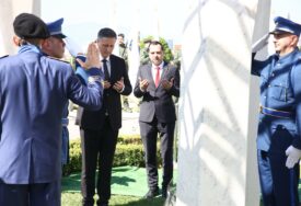 Bećirović: Raditi na izgradnji dva ključna mosta BiH - prema EU i NATO savezu