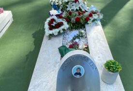 Potresno pismo tetke najmlađe žrtve masakra na Tuzlanskoj kapiji