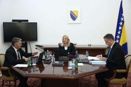 Vanredna sjednica Predsjedništva BiH sa samo jednom tačkom