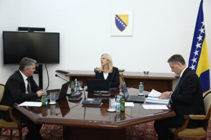 Predsjedništvo BiH vratilo državni budžet Vijeću ministara, Cvijanović nije glasala za ostale zaključke