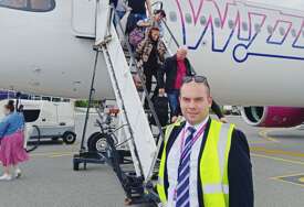 Tuzlak Rijad Sedić prvi put sletio na tuzlanski aerodrom kao pilot Wizz Air-a