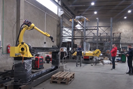 Inženjeri u Gračanici prave robote koji se koriste u Evropskoj uniji (VIDEO)