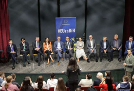 Soreca u Banjoj Luci pozvao na prestanak neustavnih djelovanja u BiH i najavio otvaranje Kuće Evrope