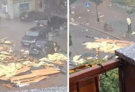 Zgrada u Mladenovcu se obrušila uslijed udara oluje (VIDEO)