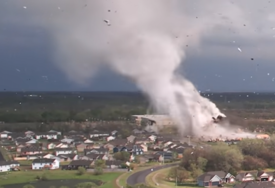 Pet osoba poginulo nakon što je tornado prohujao kroz St. Louis