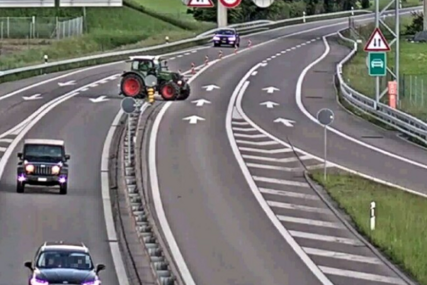 Ne znaju za šta ga prije kazniti: Ukrao traktor pa vozio autocestom u krivom smjeru, bez vozačke