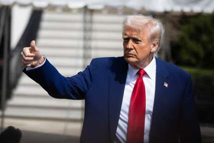 Trump predstavio plan za raketni odbrambeni sistem 'Zlatna kupola' vrijedan 175 milijardi dolara