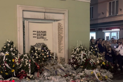 Zvuk sirene u 20:55 sati podsjetio na nezapamćen zločin na Tuzlanskoj kapiji (VIDEO)