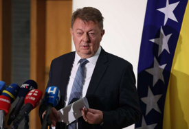 Ćosić: Politička kriza se nastavlja, nemam odgovor kako dalje