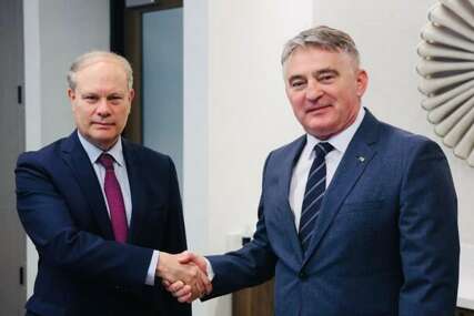 Komšić razgovarao sa francuskim izaslanikom o političkoj krizi i EU integracijama