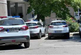 PORODIČNI NAPAD U ZENICI: Tukli čovjeka na ulici dok nije pao!
