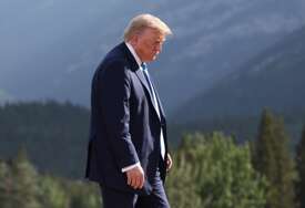Trump ranije napustio  summit G7 i poručio: "Svi se trebaju evakuisati iz Teherana"