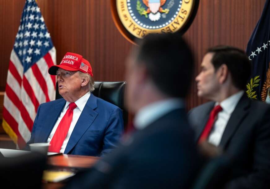 FOTO: EPA/ WHITE HOUSE / HANDOUT