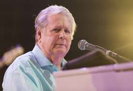 Preminuo Brian Wilson, suosnivač Beach Boysa