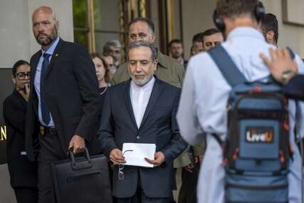 Iranski ministar: Teheran spreman ponovo razmotriti diplomatiju kad agresija prestane i agresor bude pozvan na odgovornost