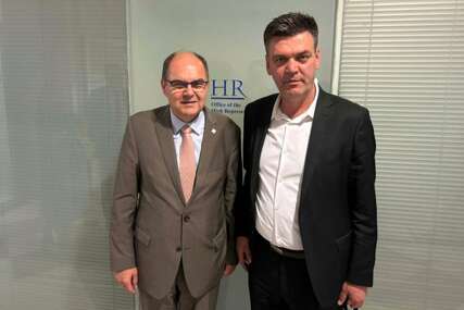 Cvitanović i Schmidt: Intenzivniji rad na deblokadi institucija i procesa koji vode BiH ka EU