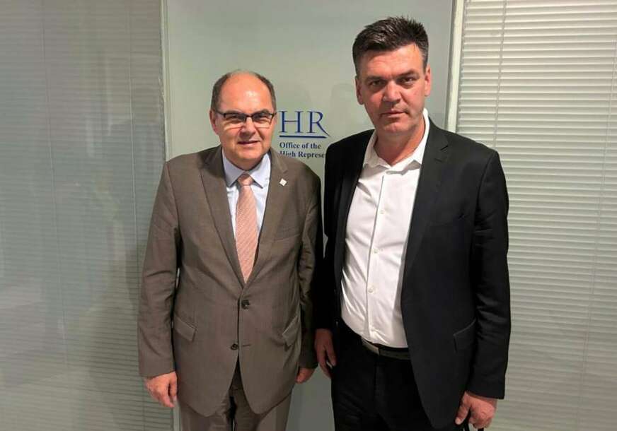 FOTO: HDZ 1990 