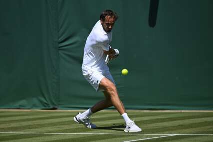 Senzacija na Wimbledonu: Jedan od favorita ispao u prvom kolu