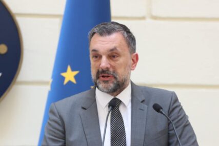 Konaković o Amidžiću: Pozivamo ga da se vrati u okvire zakona, da radi svoj posao