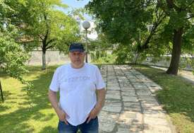 Udruženje Pomozi.ba pokrenulo apel za operaciju koljena demobilisanog borca i ratnog vojnog invalida Ferida iz Travnika