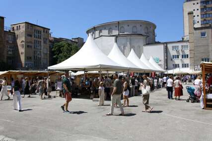 Deseti humanitarni OREA Art Market u Sarajevu okupio 50 izlagača iz BiH i regije