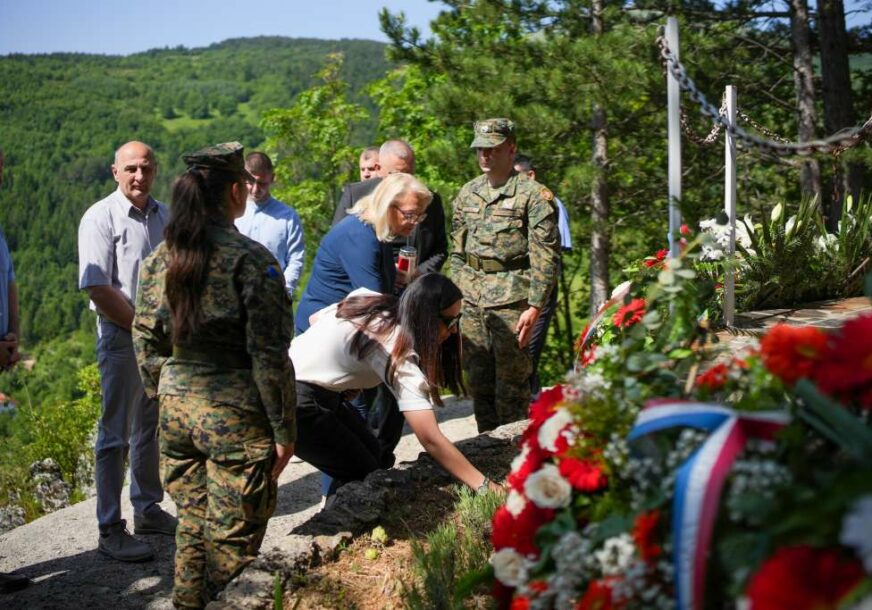 FOTO: URED PREDSJEDNICE FEDERACIJE BIH LIDIJE BRADARA