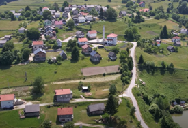Zemlja se otvorila po četvrti put, ugrozila kuću i štalu (VIDEO)
