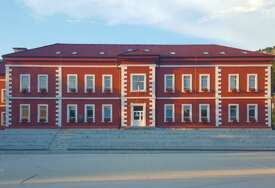 Srednja škola iz Livna dobila više od 500 hiljada eura, postaje prva energetski neovisna škola u BiH