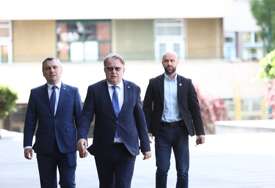 (FOTO) Kreće zasjedanje PIC-a, ali prvo sastanak ambasadora s čelnicima političkih stranaka