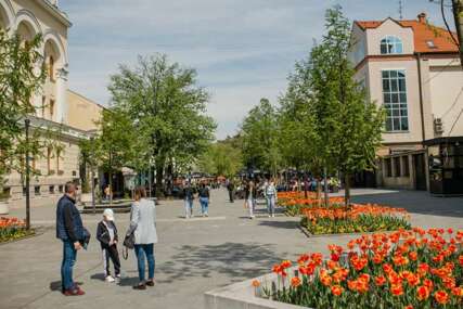Prosječna zaduženost po glavi stanovnika u bankama u RS veća od 3.800 KM