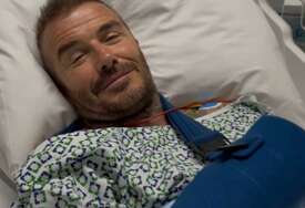 David Beckham završio u bolnici zbog operacije, Victoria podijelila fotke