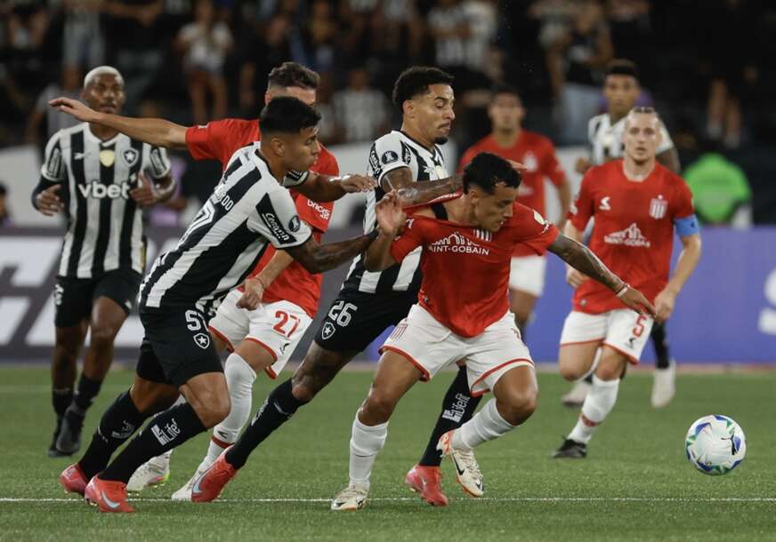 FOTO:  EPA-EFE/ANTONIO LACERDA