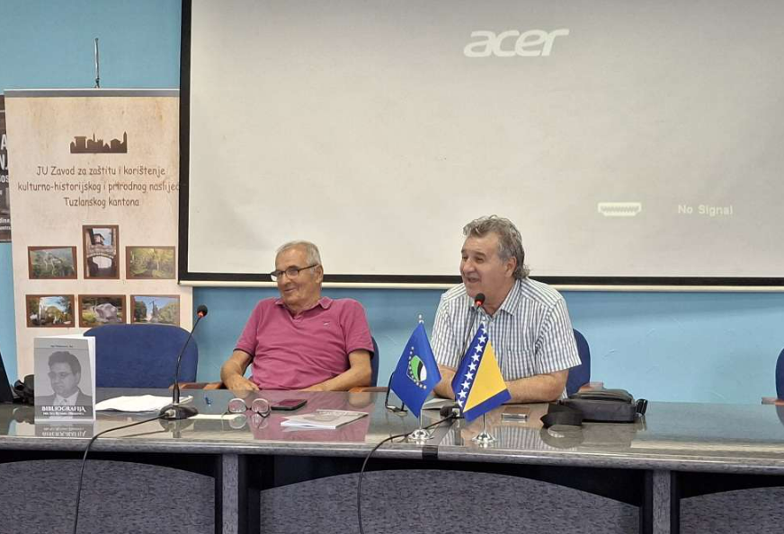 FOTO:  NAUČNI SKUP U TUZLI
